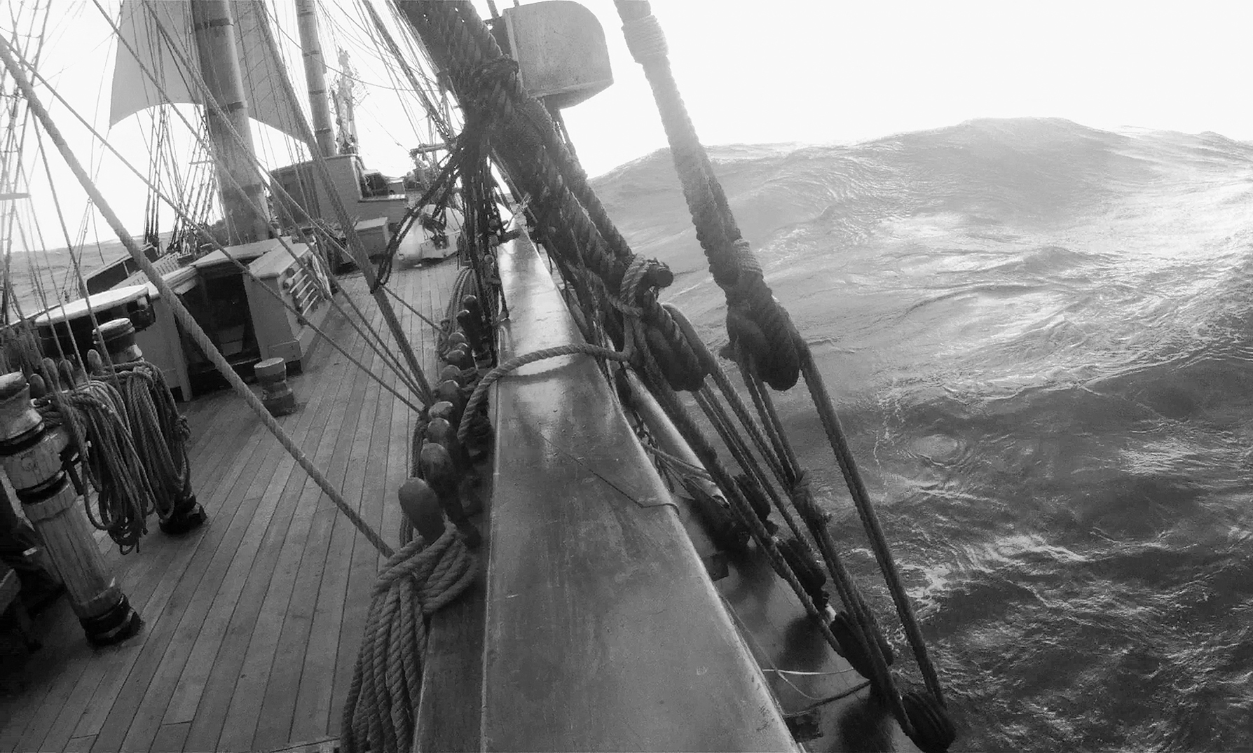 These seas encountered during Bounty s November 2010 voyage to Puerto Rico - photo 11