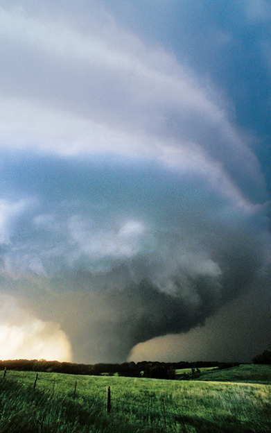 A mile-wide tornado kicks through north-central Kansas CONTENTS PART 1 WET - photo 4