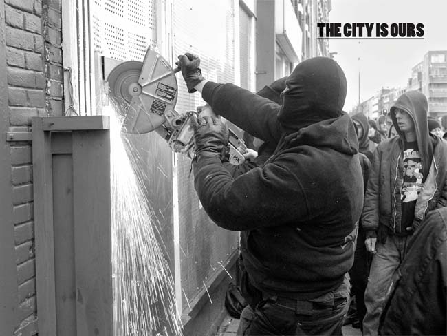 Squat action at the Eerste Oosterparkstraat in Amsterdam Photo Hans Bouton - photo 2