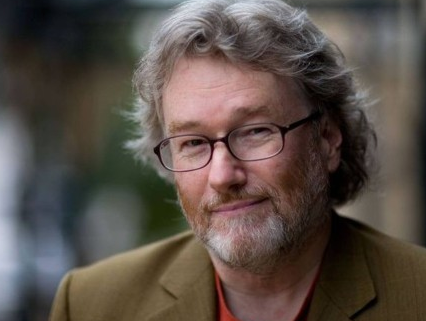 Iain Banks was born in Scotland in 1954 He came to widespread public notice in - photo 1