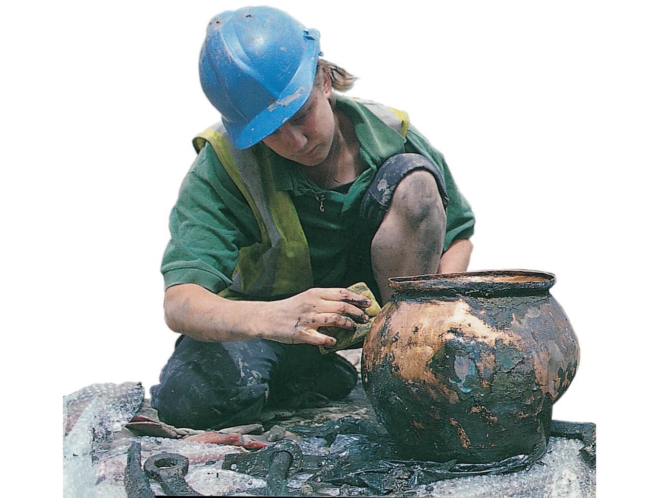 1 Gresham Street London This bronze cauldron was found in a well at - photo 3