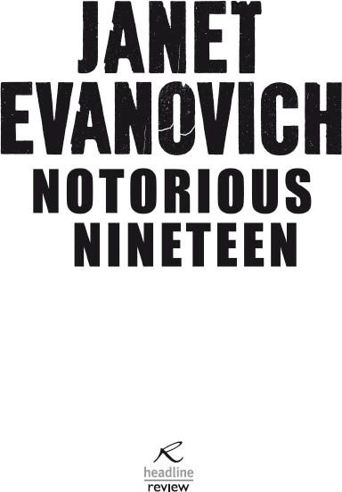 Copyright 2012 by Evanovich Inc By Janet Evanovich One For The Money Two - photo 1