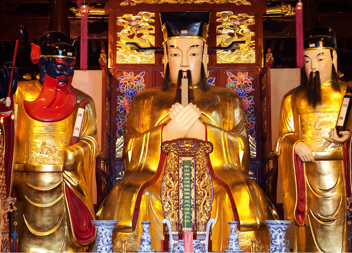 Temples The colourful Jade Buddha Temple feels utterly authentic Ryan - photo 12