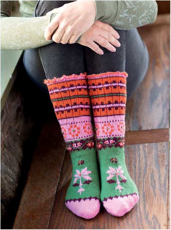 Tka Socks Beautiful examples of folk socks and stockings can often be found in - photo 6