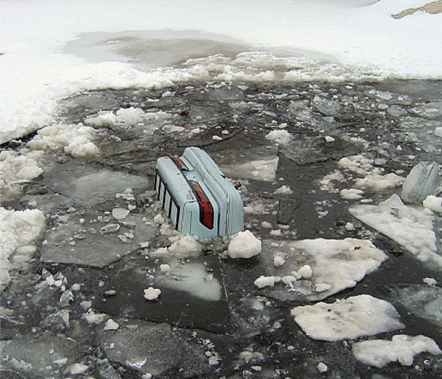 Submergedwater has filled the car the doors can easily be opened but no air is - photo 15