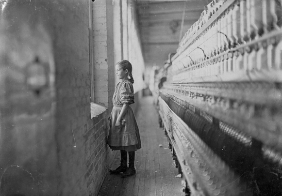 Image Credit Library of Congress A young girl working as a spinner at the - photo 2