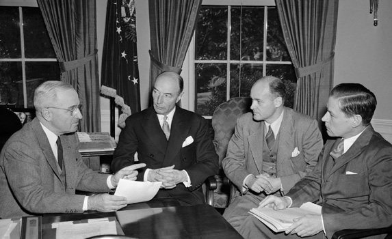 President Harry S Truman left meets with foreign policy advisers in the - photo 5