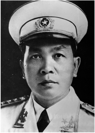 General Vo Nguyen Giap commanded the Viet Minh forces during the First - photo 5