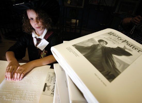 Image Credit Landov Brian SnyderReuters Once people learn the Braille - photo 7