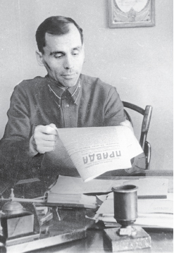 My father during the Great Patriotic War World War II reading Pravda 1943 - photo 2