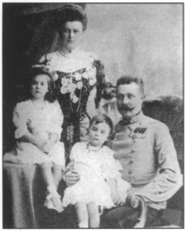 The Archduke Franz Ferdinand his wife Sophie and their children Archduke Franz - photo 9