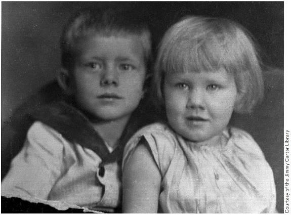 Jimmy was four years old and his sister Gloria was two when the Carters moved - photo 4