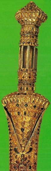 The gold handle of a sword that forms part of the Royal Regalia Painting - photo 2