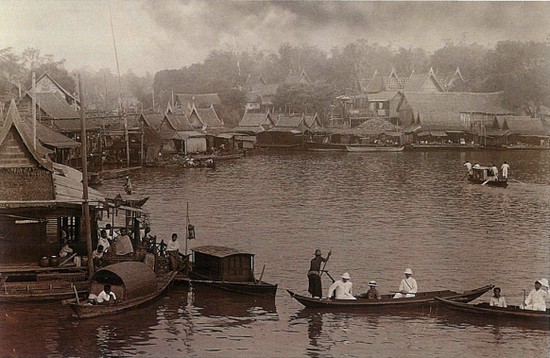 The Chao Phraya River in the 1890s An elephant roundup staged in the old - photo 8