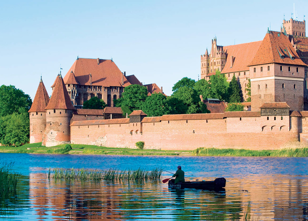 Top Attraction 8 Malbork Castle Built by the Teutonic Knights and one of - photo 10