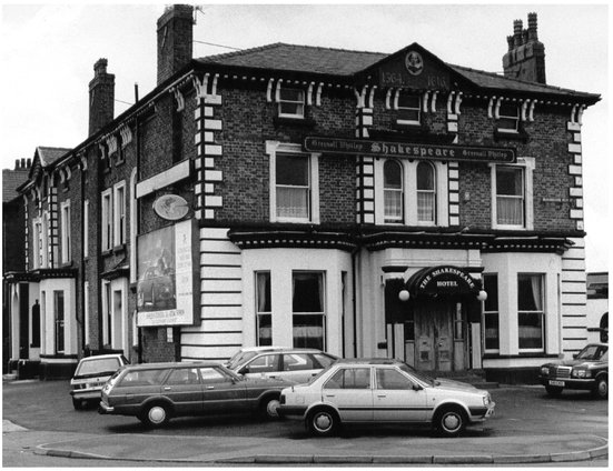 The modern-day Shakespeare pub basically unchanged since the day of Barton and - photo 3