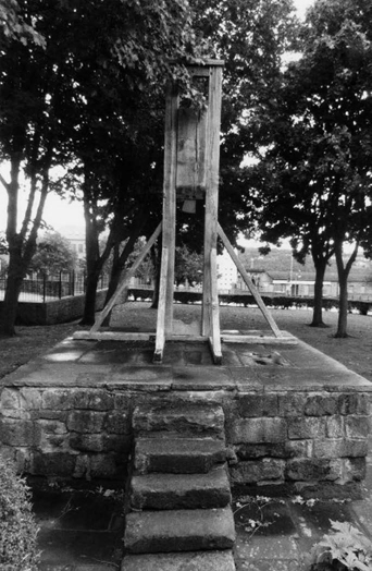 A modern reproduction of the Halifax Gibbet upon the original base The - photo 3