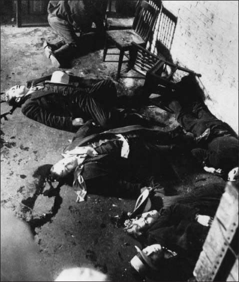 The St Valentines Day Massacre February 14 1929 COLLECTION OF JOHN BINDER - photo 3