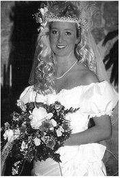 The future Mrs James Larson in her wedding picture on December 1 1990 - photo 4