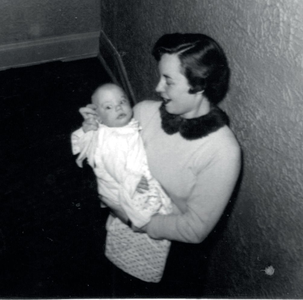 Lois with new baby 1957 OCTOBER 19 1957 Daddy I cant believe what - photo 6