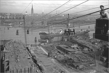 13 The heart and soul of Hamburg the docks and shipyards were the main reason - photo 19