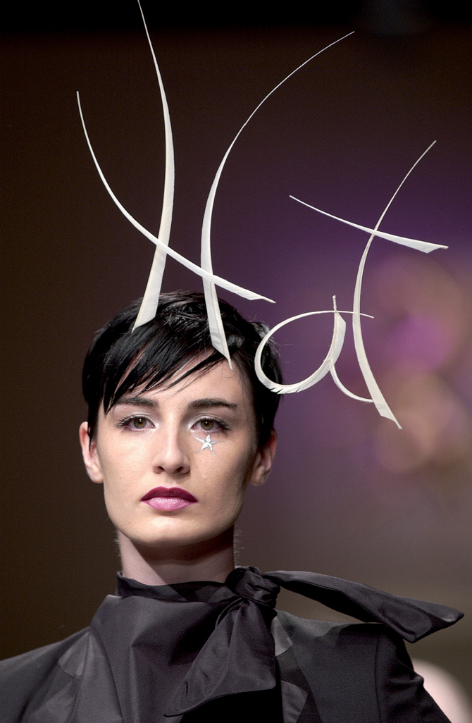 Philip Treacy haute couture show in Paris Illustration by Philip Treacy - photo 23