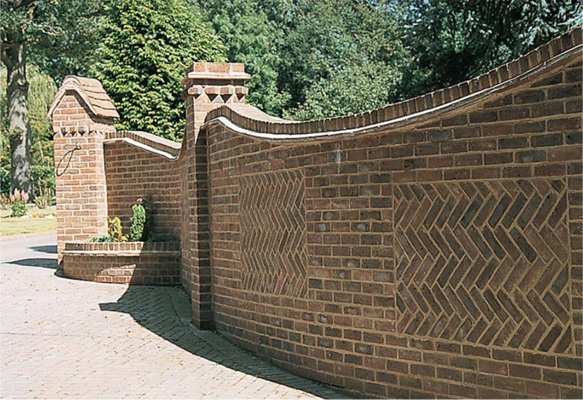 Garden walls and paving SCOPE OF THIS BOOK The aim of this book is to - photo 2