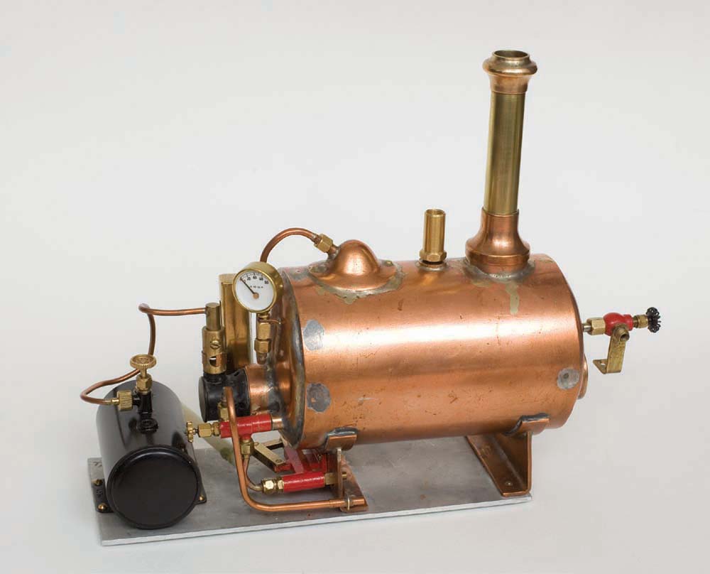 Photo 1 Horizontal boiler for use with a steam engine in a glass fibre model - photo 2