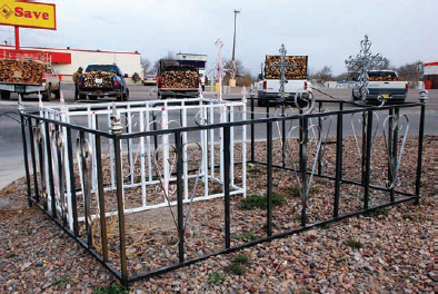 Levi Romero Descanso y Leeros 2011 A roadside memorial in Espaola NM and - photo 4