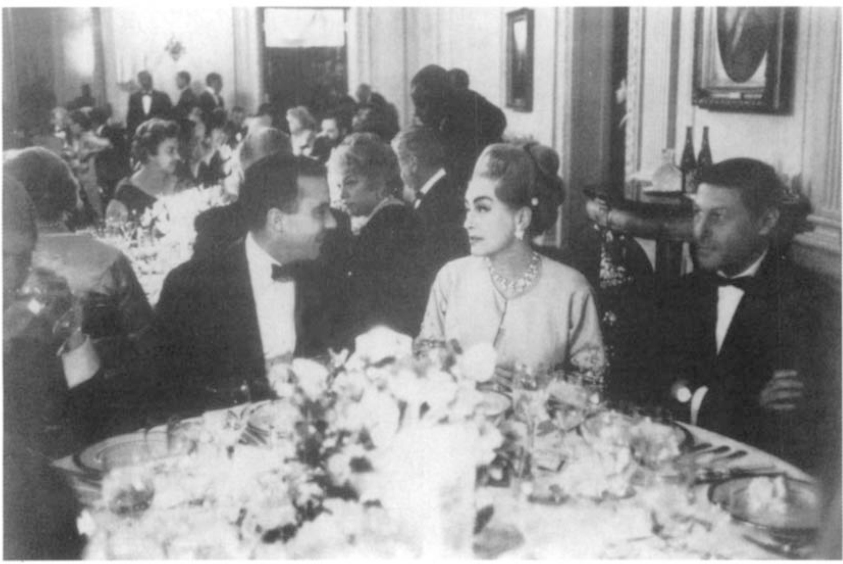 12 The embarrassing White House dinner with Joan Crawford Cathy Douglas is on - photo 13