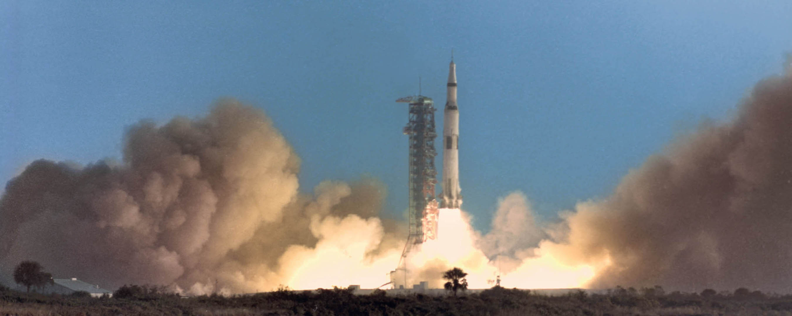 The Apollo 8 Saturn V spacecraft lifts off It was the first manned spacecraft - photo 5