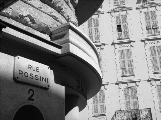 Rue Rossini in Nice France Photo by Steven Weisenburger 2012 Whats Free - photo 3