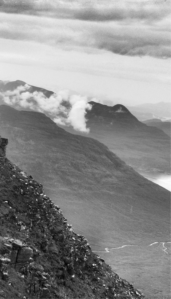 Seven miles north of the village of Tyndrum in the Southern Highlands of - photo 1