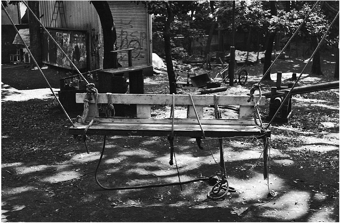 A place to sit and rest Hanegi Playpark Tokyo What children receive then - photo 2