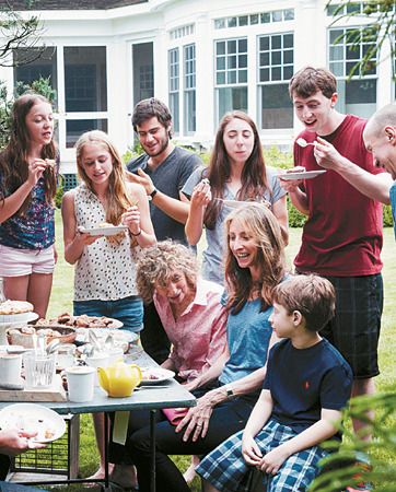 Since those days the Pollan family table has branched into five family tables - photo 8