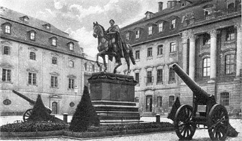 2 The statue of Weimar Duke Karl August a passionate huntsman at the Platz - photo 4