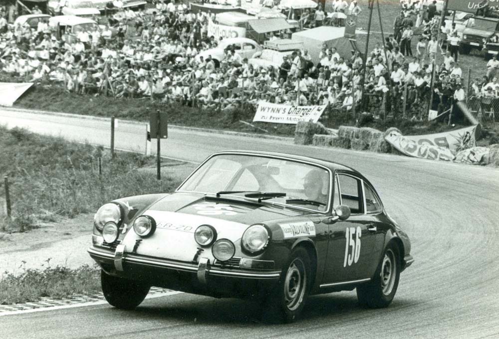 Jrgen Barth on Schauinsland Hillclimb Freiburg in his 911T 20 in 1969 JRGEN - photo 6