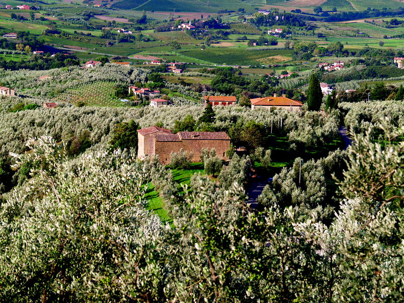 Fig 11 The house in Anchiano thought to be Leonardos first home At that - photo 1