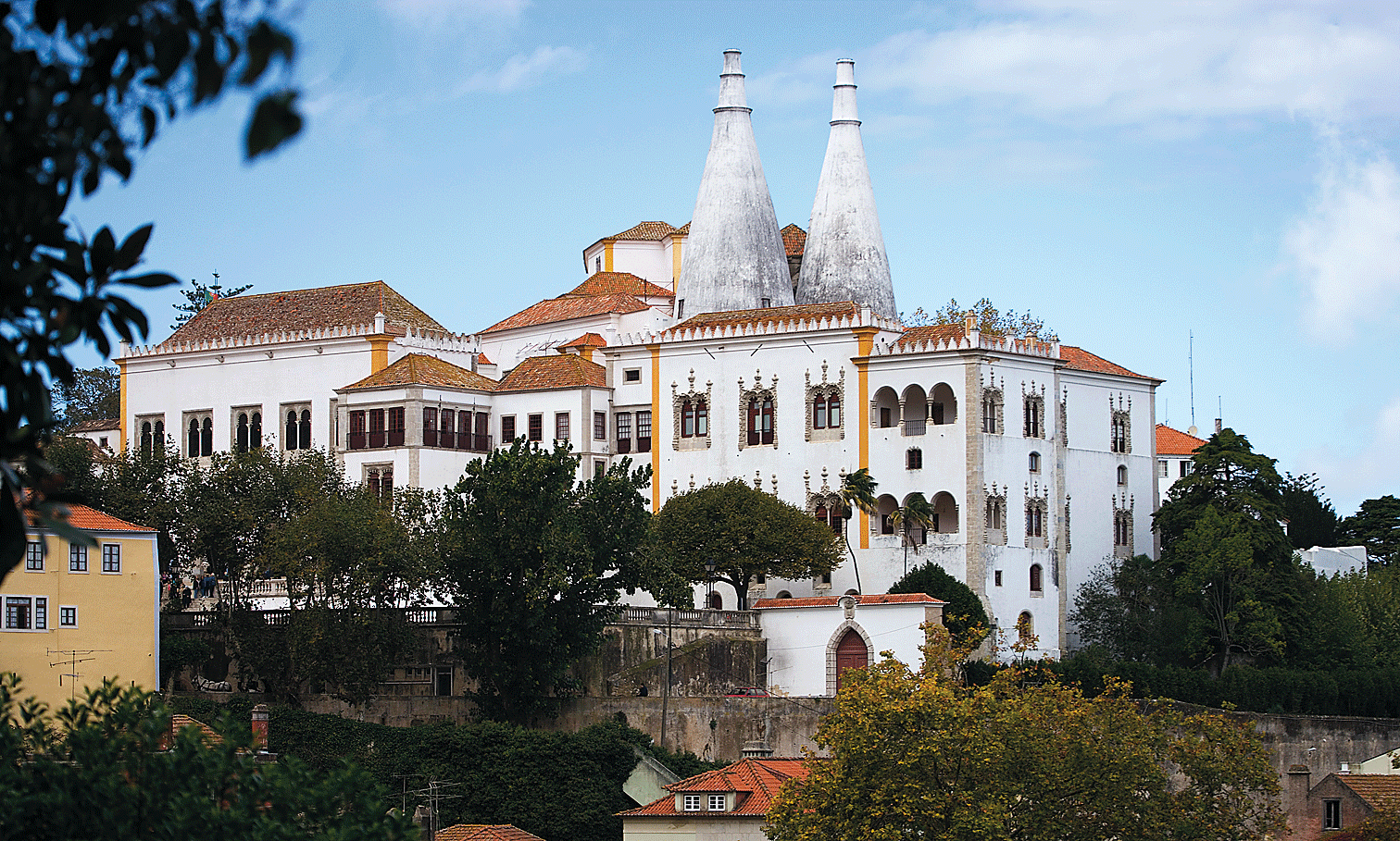 Palcio Nacional de Sintra GREG ELMS Porto It would be hard to dream up a - photo 5