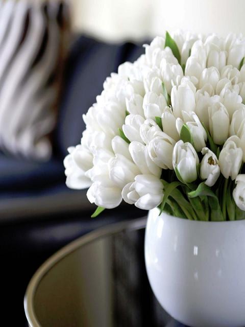 A signature Michael George arrangement of white tulips in a ceramic bowl - photo 10