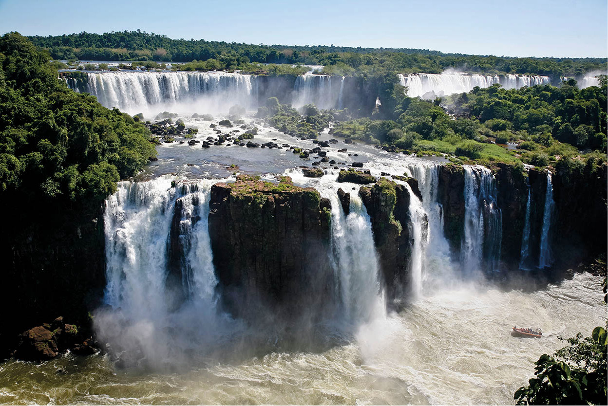 Iguaz Falls More than 250 waterfalls form the Iguaz Falls straddling the - photo 8