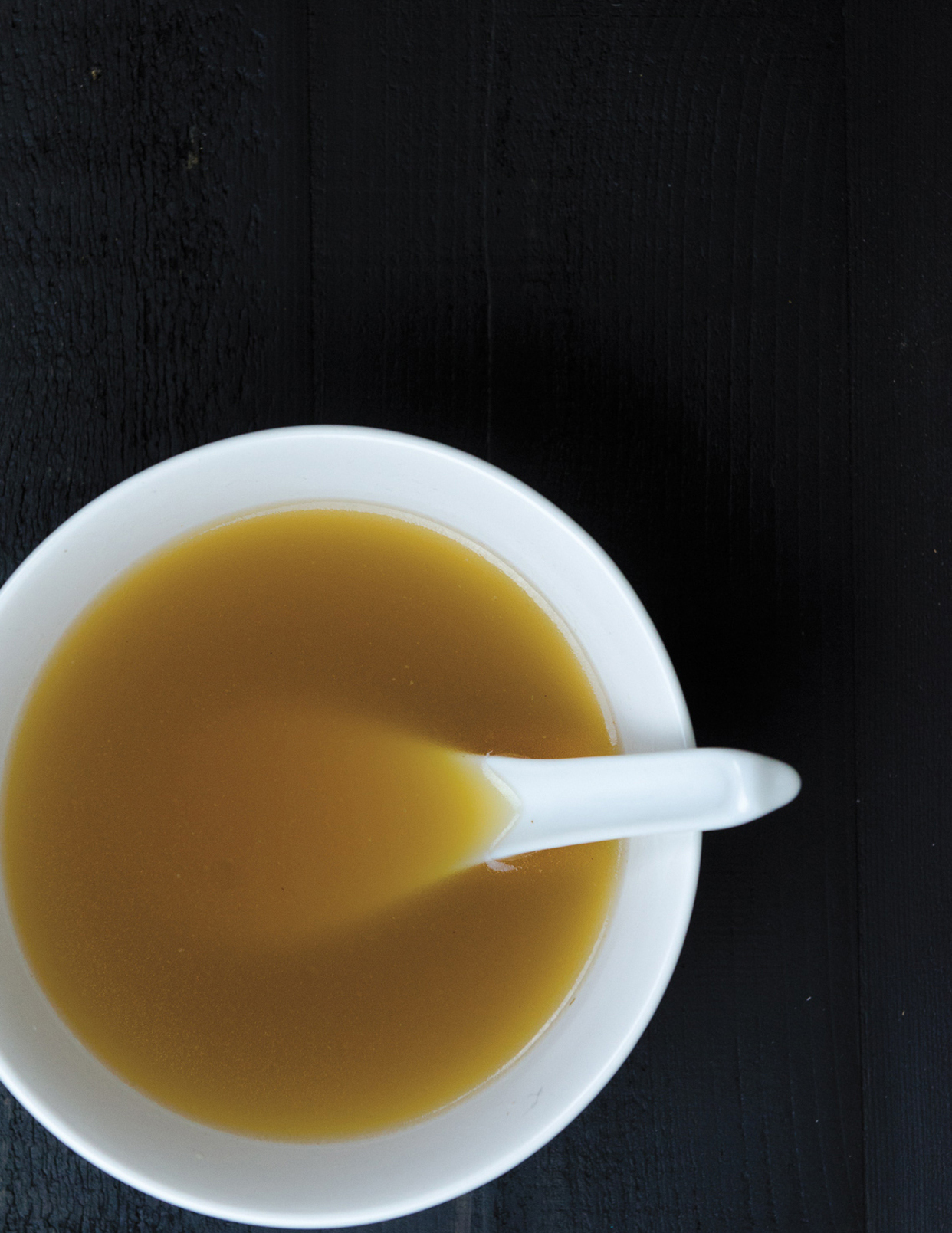 Broth and Stock from the Nourished Kitchen Wholesome Master Recipes for Bone Vegetable and Seafood Broths and Meals to Make with Them - photo 2