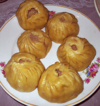 Mongolian buuz filled with mutton or yak and steamed In order to match the - photo 5