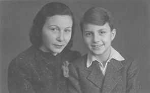 Frank Meisler with his mother Meta The Meisler family enjoyed a comfortable - photo 7