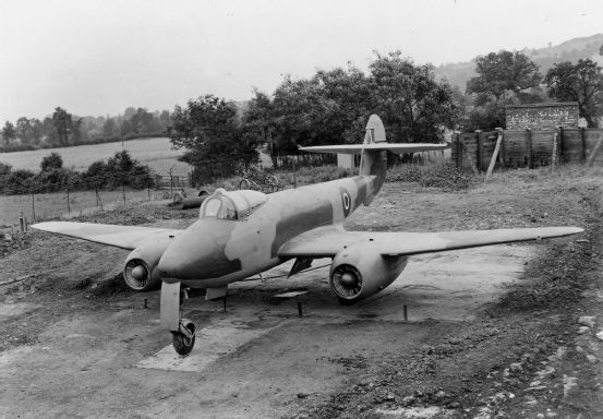 Gloster F940 DG204G was the third prototype and was powered by Metropolitan - photo 2