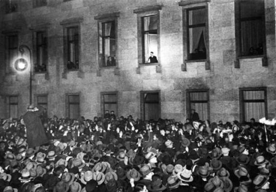 Massive German crowds gather to cheer Hitler who is standing in the window - photo 2