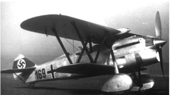 This Fiat CR20 too obsolete to be included in the Luftwaffe is used as a - photo 5