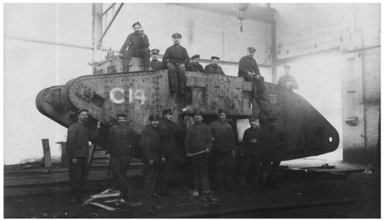 The German workshops at Charleroi Female Tank C14 is being repaired by a crew - photo 6