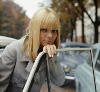 France Gall INTRODUCTION In spite of its light-as-a-bubble appearance pop - photo 10