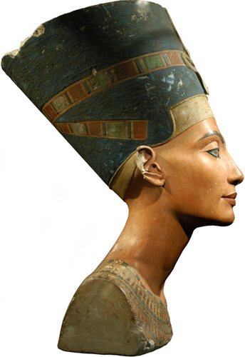 Bust of Nefertiti The elegant bust of Nefertiti wife of the pharaoh Akhenaten - photo 3